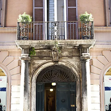 Corso 12 Bed and breakfast