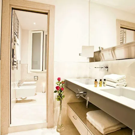 Corso 12 Couette-café Rome